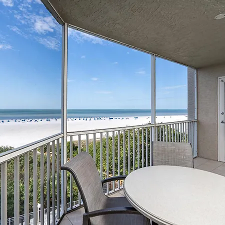 Gullwing 3Br Oasis: Beachfront, Pool, & Lanai
